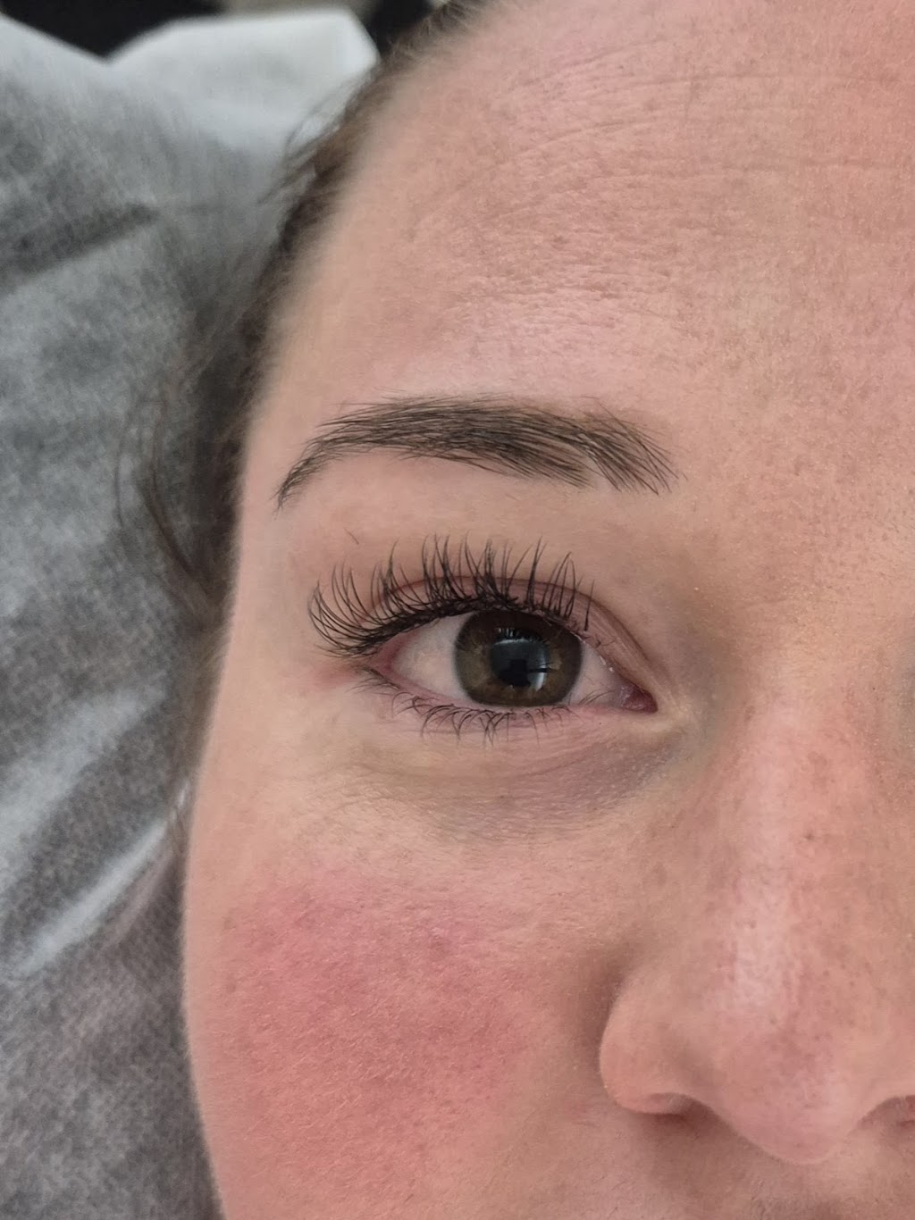 Lash Bloom CQ | 5 Donovan Cres, Dysart QLD 4745, Australia | Phone: 0483 799 254