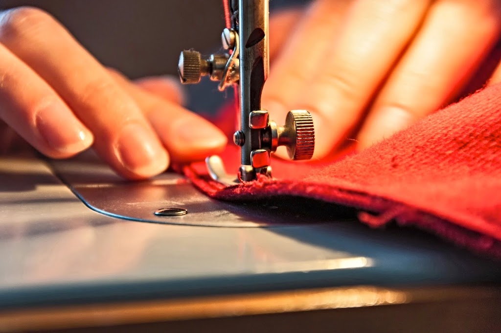 Anns Altering & Sewing Services | 1/22 Eurimbla St, Thornton NSW 2322, Australia | Phone: 0493 435 826