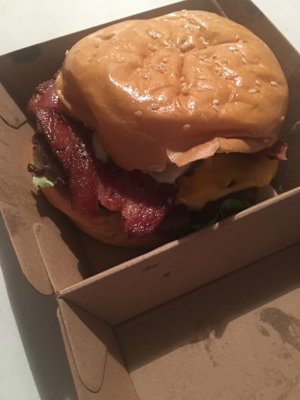 2 Guys Burgers | 59 Kingswood Rd, Engadine NSW 2233, Australia | Phone: 0455 523 305