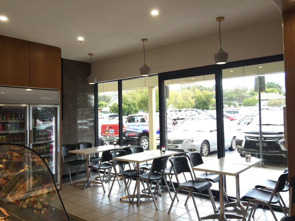 Kevin’s Kitchen | restaurant | Shop 2/32 John St, Warners Bay NSW 2282, Australia | 0249484811 OR +61 2 4948 4811