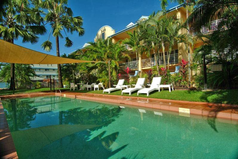 The York Beachfront Holiday Apartments | lodging | 61-63 Sims Esplanade, Yorkeys Knob QLD 4878, Australia | 0740558733 OR +61 7 4055 8733