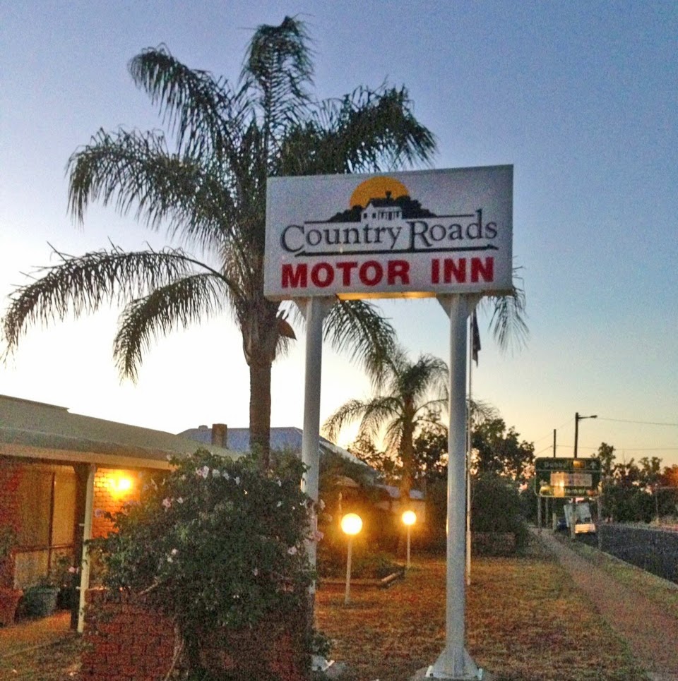 Country Roads Motor Inn | 34 Caswell St, Peak Hill NSW 2869, Australia | Phone: (02) 6869 1688