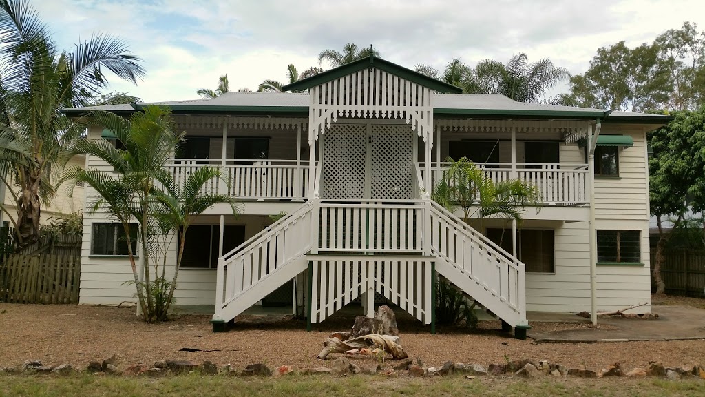 Coco Palms Coastal Retreat | lodging | 3 Kingfisher Parade, Toogoom QLD 4655, Australia | 0403122593 OR +61 403 122 593