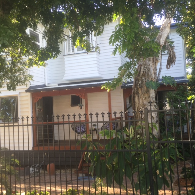 Margate House Boutique Bed and Breakfast, Holiday Rental, Accomm | 8 Robertson Ave, Margate QLD 4019, Australia | Phone: 0434 849 718