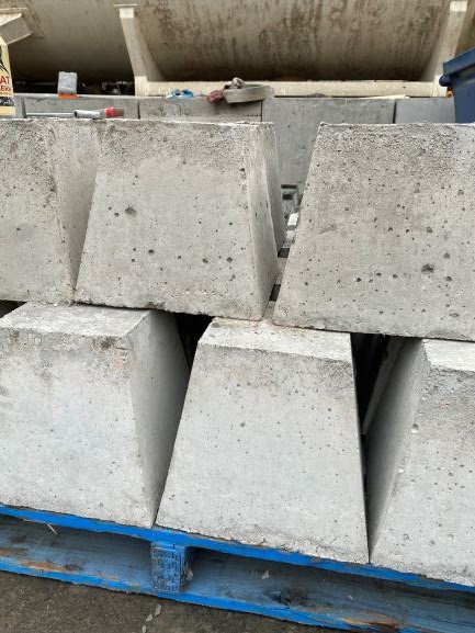 DUBBO MINI MIX & LANDSCAPE SUPPLIES | 76 Mountbatten Dr, Dubbo NSW 2830, Australia | Phone: (02) 6884 1466