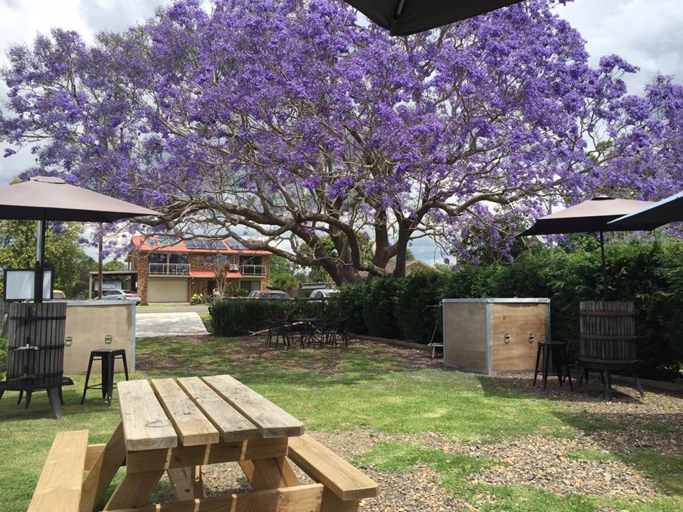 Jacaranda Estate | lodging | 35 Appletree St, Wingham NSW 2429, Australia | 0430755668 OR +61 430 755 668