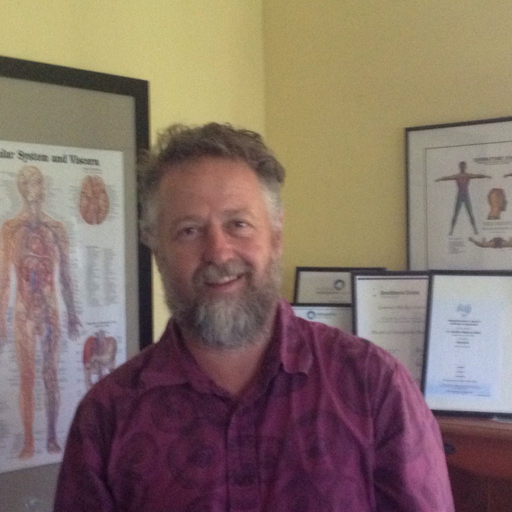Dr Laurence Axtens (Osteopath) | 6 Slater St, Lismore NSW 2480, Australia | Phone: 0419 636 943