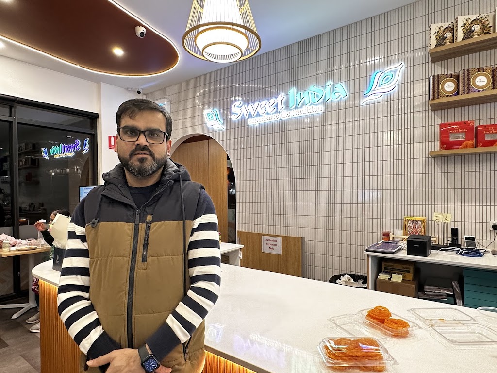 Sweet India Mambourin | 20 Resin St, Mambourin VIC 3024, Australia | Phone: (03) 9746 7234