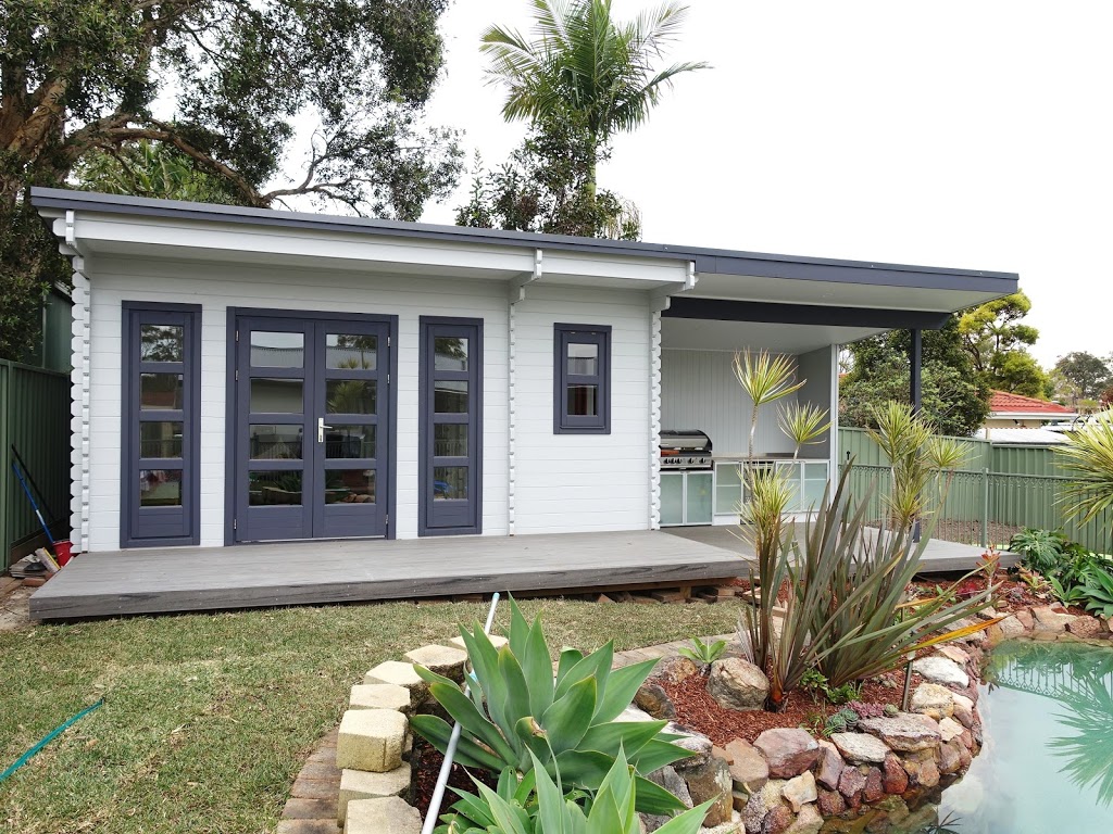 Roundabout THE House | 96-98 Bowral Rd, Mittagong NSW 2575, Australia | Phone: (02) 4872 2866