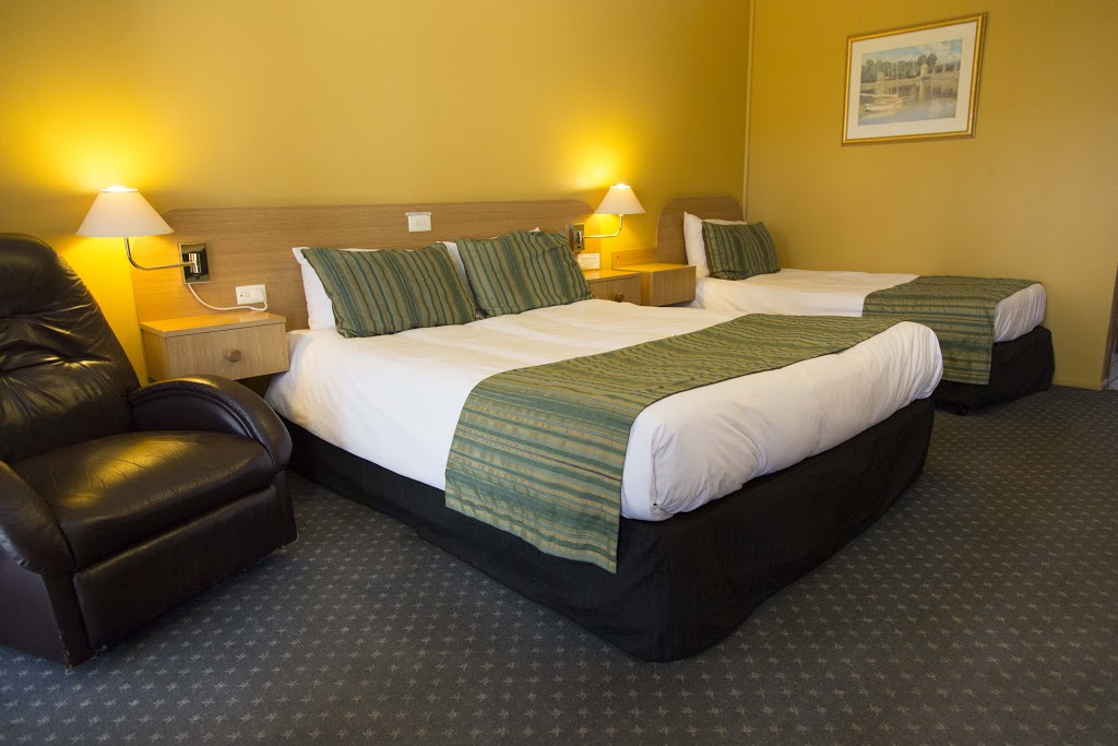 Exies Bagtown Motel & Function Centre | 2 Blumer Ave, Griffith NSW 2680, Australia | Phone: (02) 6962 7166