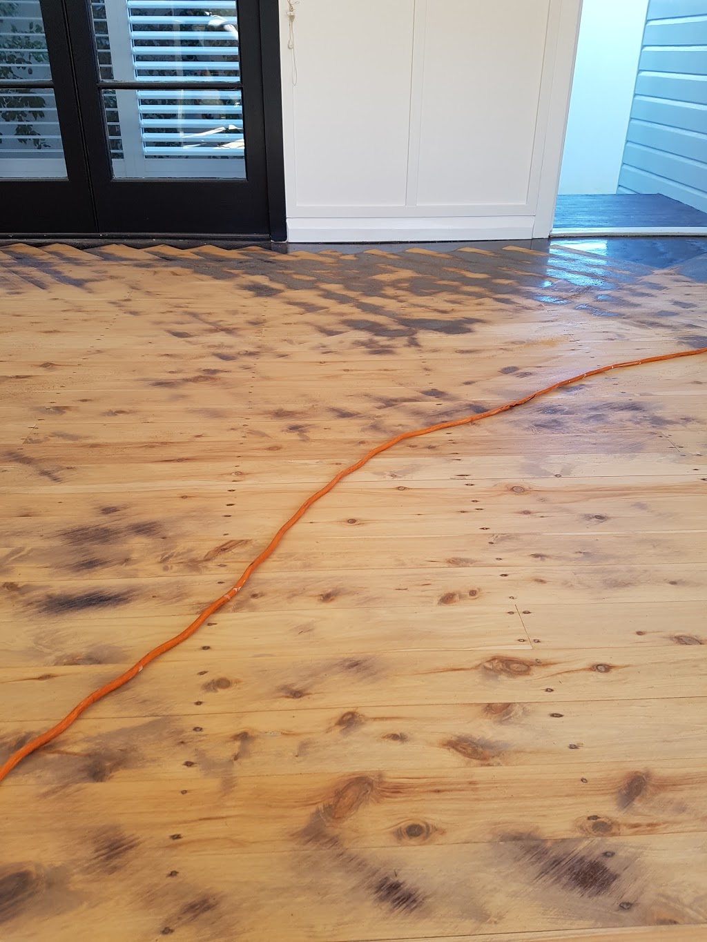 Arauca floor sanding | 77 River Run Cct, Ormeau Hills QLD 4209, Australia | Phone: 0413 396 648