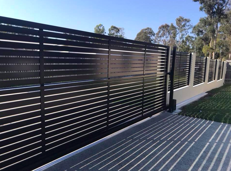 W & H Fencing | Parakeet Ct, Greenbank QLD 4124, Australia | Phone: 0406 272 070