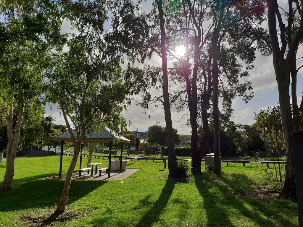 Vicki Wilson Play Ground | park | 79 Rawlinson St, Murarrie QLD 4172, Australia