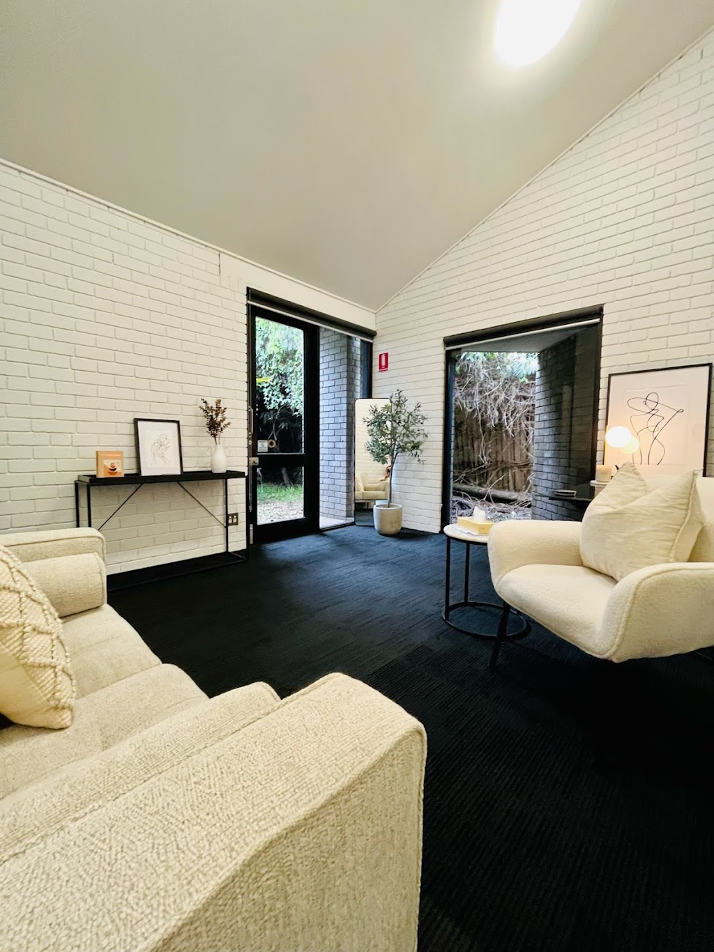 Switch Psychology | 4/26 Lake St, Warners Bay NSW 2282, Australia | Phone: 0493 092 578