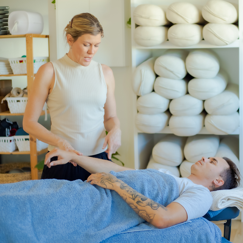 MindBody Mechanics - Massage Caloundra | 103 Westminster Ave, Golden Beach QLD 4551, Australia | Phone: 0423 146 869