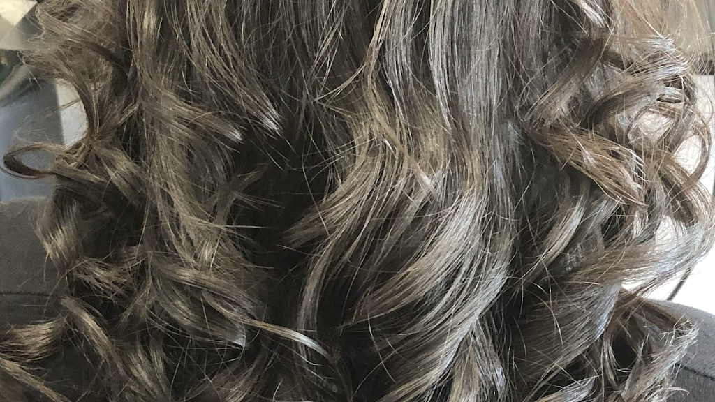 Gauri hair and beauty | hair care | 9 Alkoomi Ct, Lynbrook VIC 3975, Australia | 0433598222 OR +61 433 598 222
