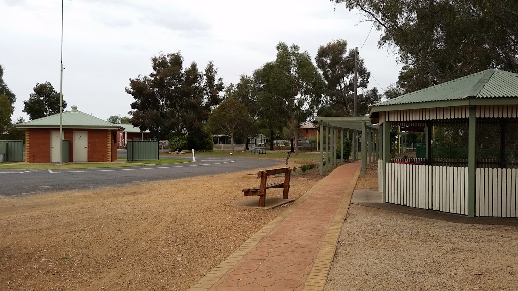 Travellers Rest Caravan Park (Ensuites & RV Park) | rv park | Charlton VIC 3525, Australia | 0448276631 OR +61 448 276 631