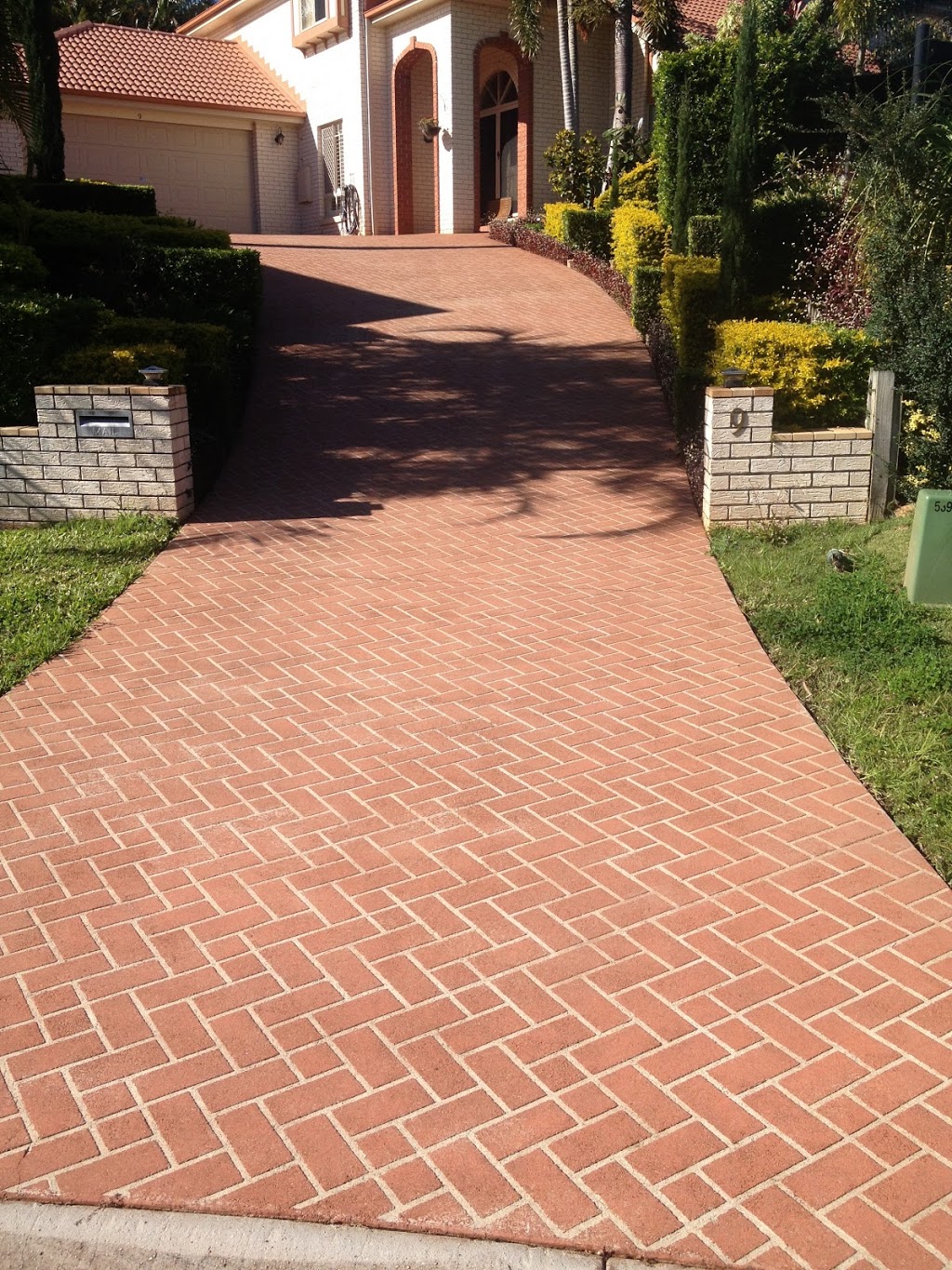 REDLANDS CONCRETE CLEANING & SEALING | Redruth Rd, Alexandra Hills QLD 4161, Australia | Phone: 0478 055 580