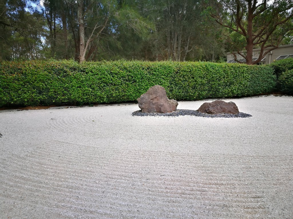 Gosford/Edogawa Commemorative Garden | park | 36 Webb St, East Gosford NSW 2250, Australia | 0243250056 OR +61 2 4325 0056