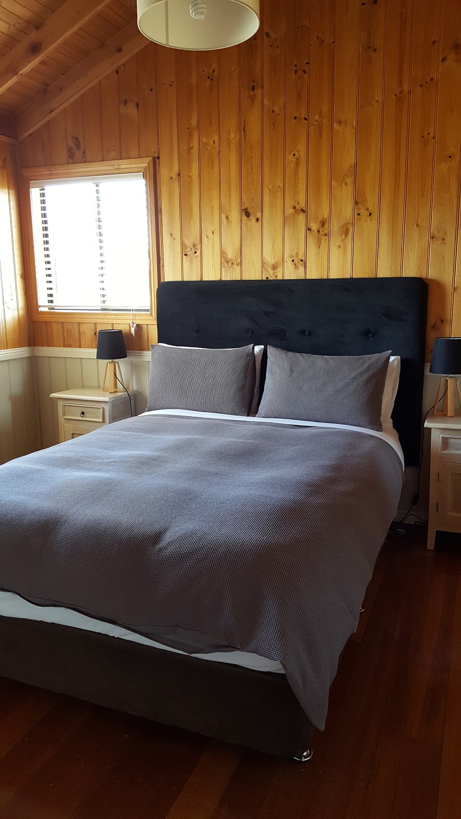 Hazelcreek Cottages | lodging | 233 Winkleigh Rd, Exeter TAS 7275, Australia | 0363944475 OR +61 3 6394 4475