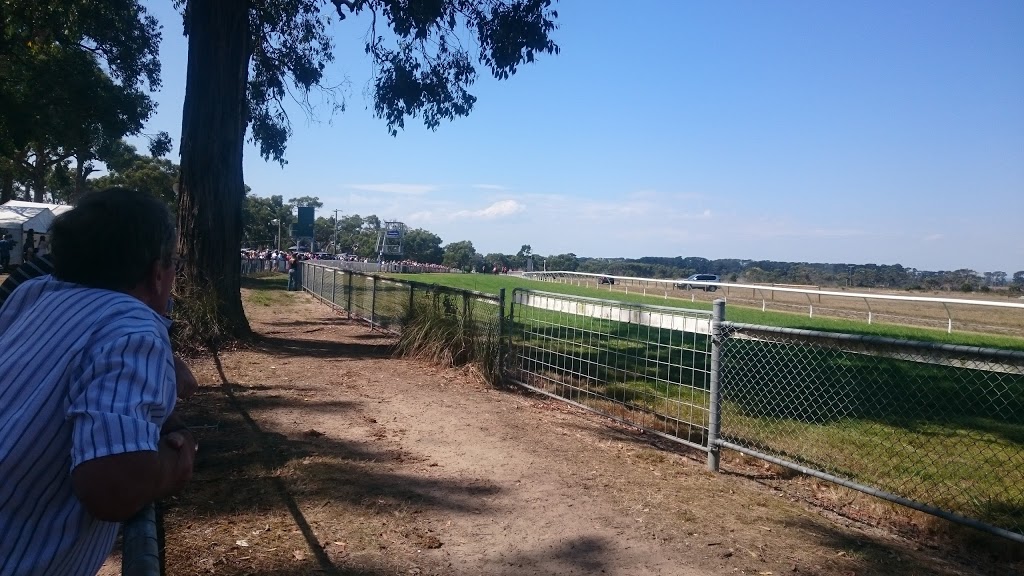 Balnarring Racecourse and Emu Plains Reserve | park | Balnarring VIC 3926, Australia