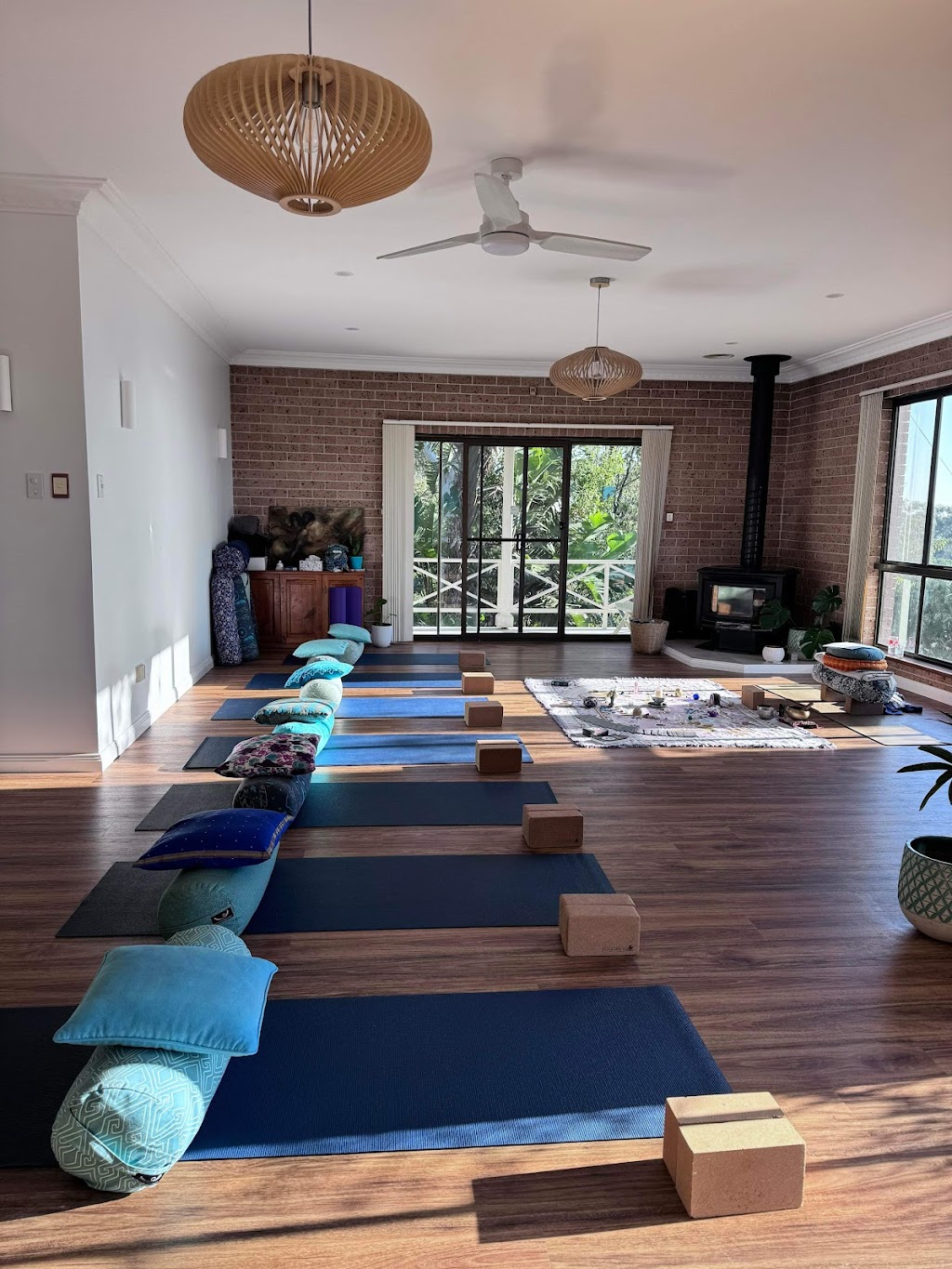 Bowen Mountain Retreat | 1 Serpentine Ln, Bowen Mountain NSW 2753, Australia | Phone: 0490 372 122