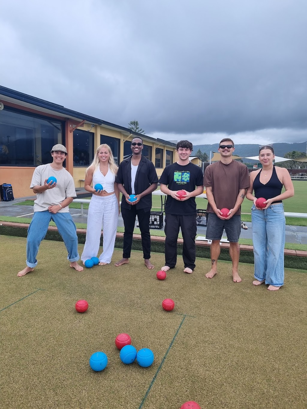 Barefoot Bowls Party | 2A Towradgi Rd, Towradgi NSW 2518, Australia | Phone: 0418 673 618