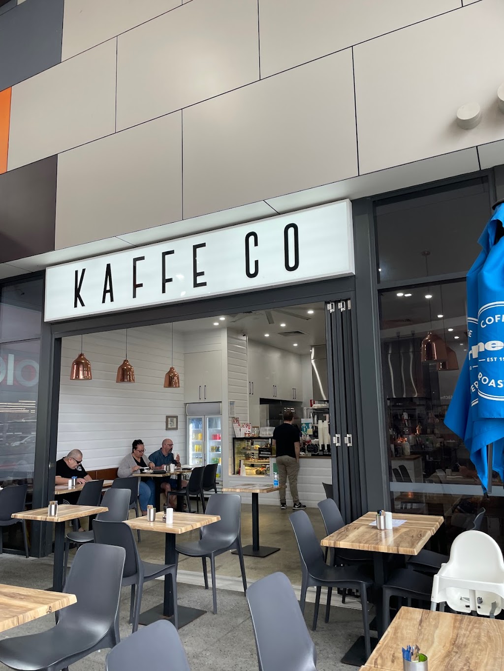 Kaffe Co | cafe | shop 10/1 Commercial St, Upper Coomera QLD 4209, Australia | 0755193541 OR +61 7 5519 3541