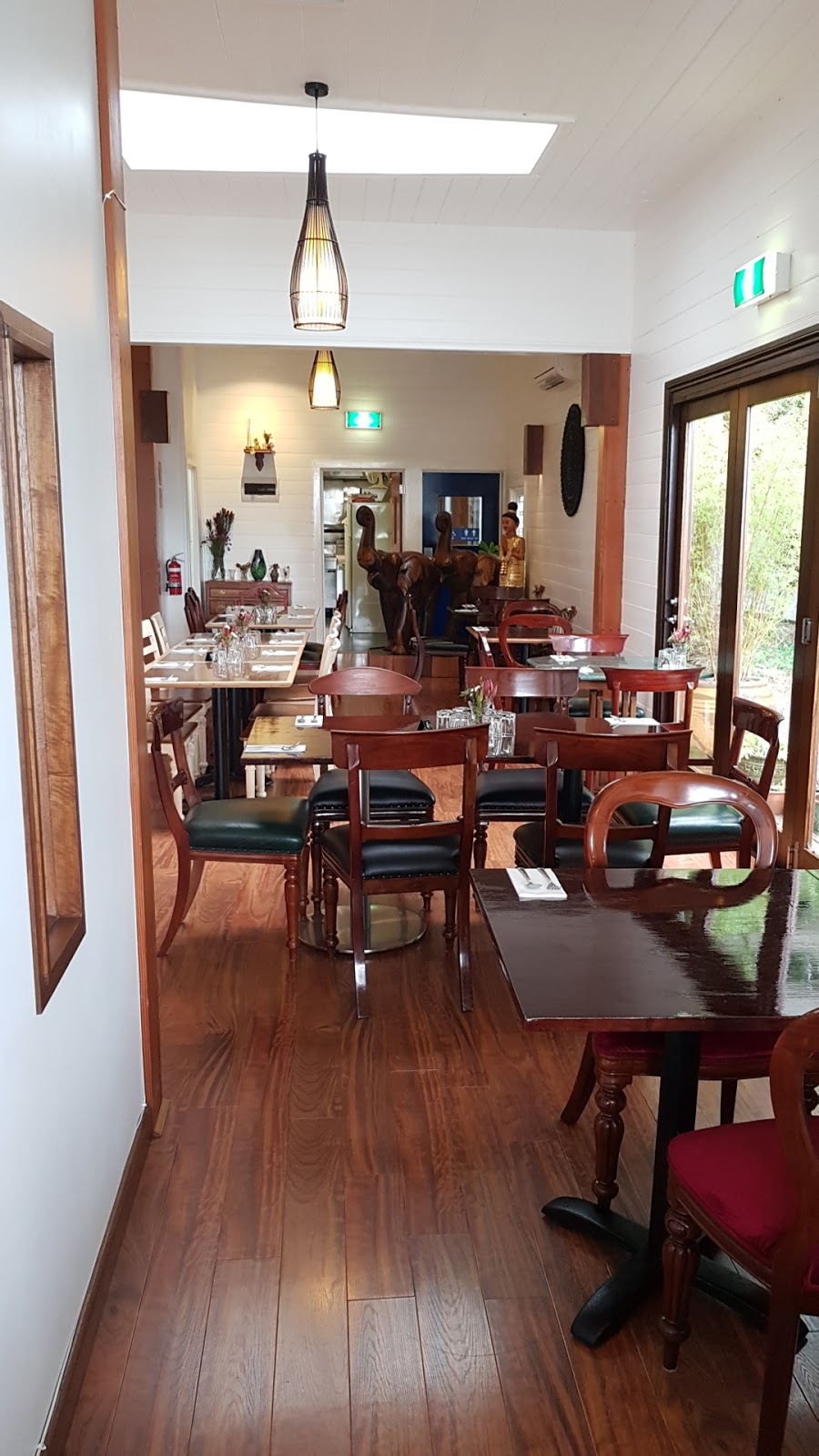 Little Thai House | restaurant | 169 Commercial Rd, Koroit VIC 3282, Australia | 0355658093 OR +61 3 5565 8093