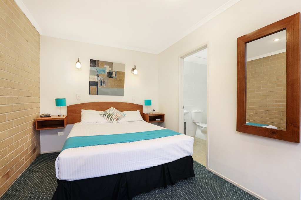 Caboolture Riverlakes Motel | 14 Morayfield Rd, Caboolture South QLD 4510, Australia | Phone: (07) 5499 1766