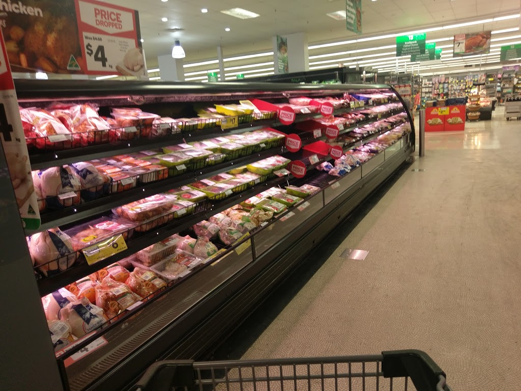 Woolworths | supermarket | 64/70 Queen St, Ayr QLD 4807, Australia | 0747842300 OR +61 7 4784 2300