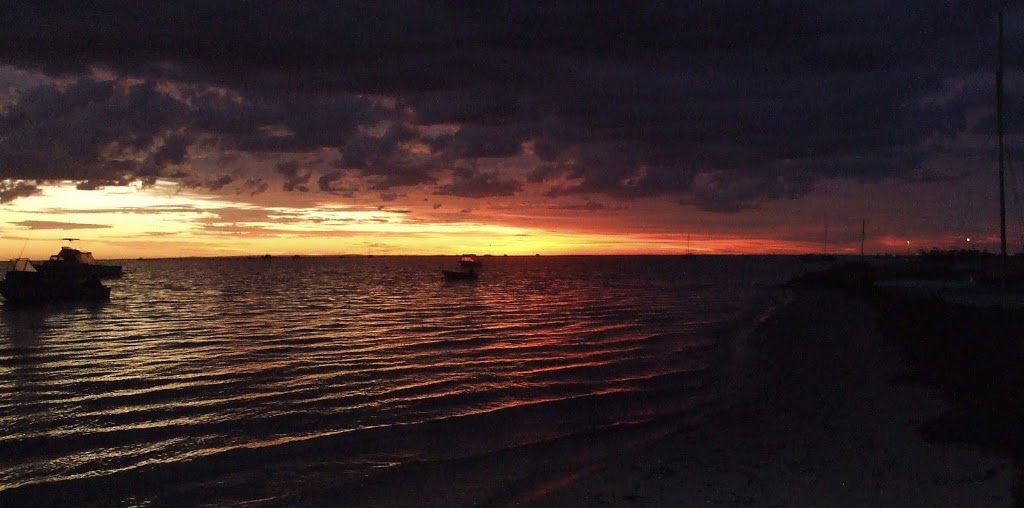 Wildsights Beach Shack | 2 Denham Rd, Denham WA 6537, Australia | Phone: (08) 9948 1481