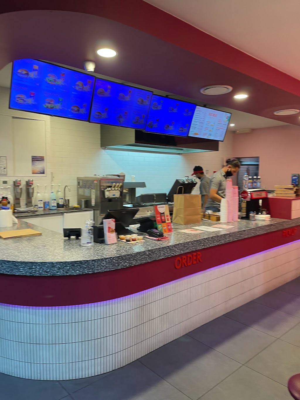Flipp Burgers | restaurant | 225 Miller Rd, Bass Hill NSW 2197, Australia | 0287736056 OR +61 2 8773 6056