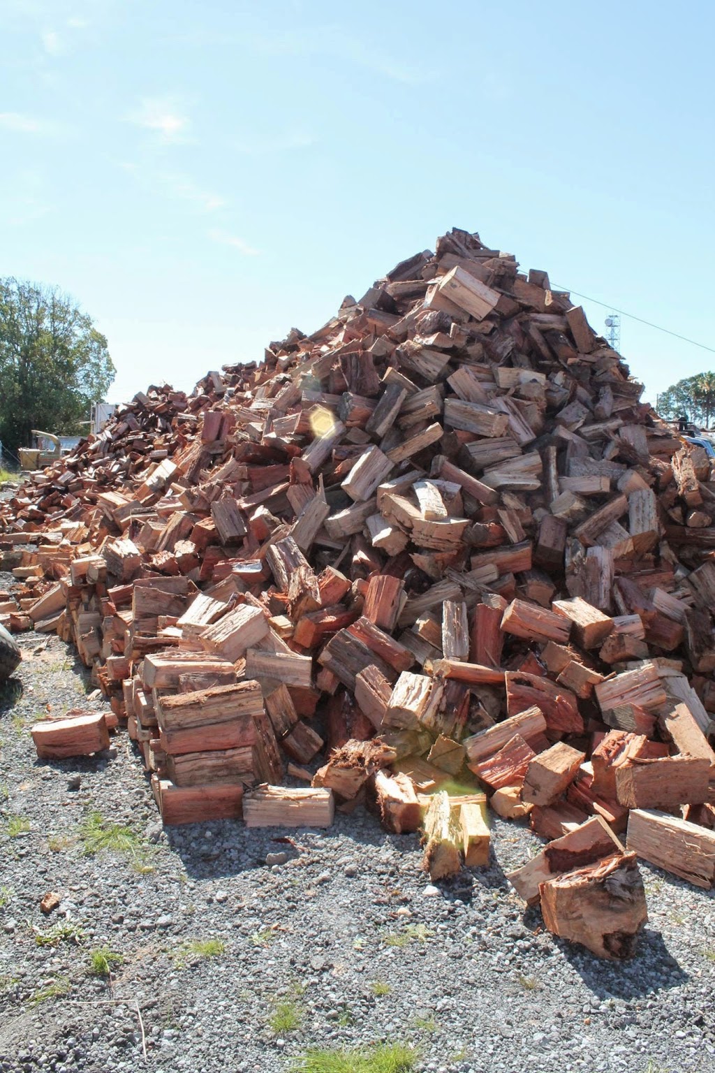 Woodfellas firewood | general contractor | Lake Rd, Tuggerah NSW 2259, Australia | 0478787368 OR +61 478 787 368