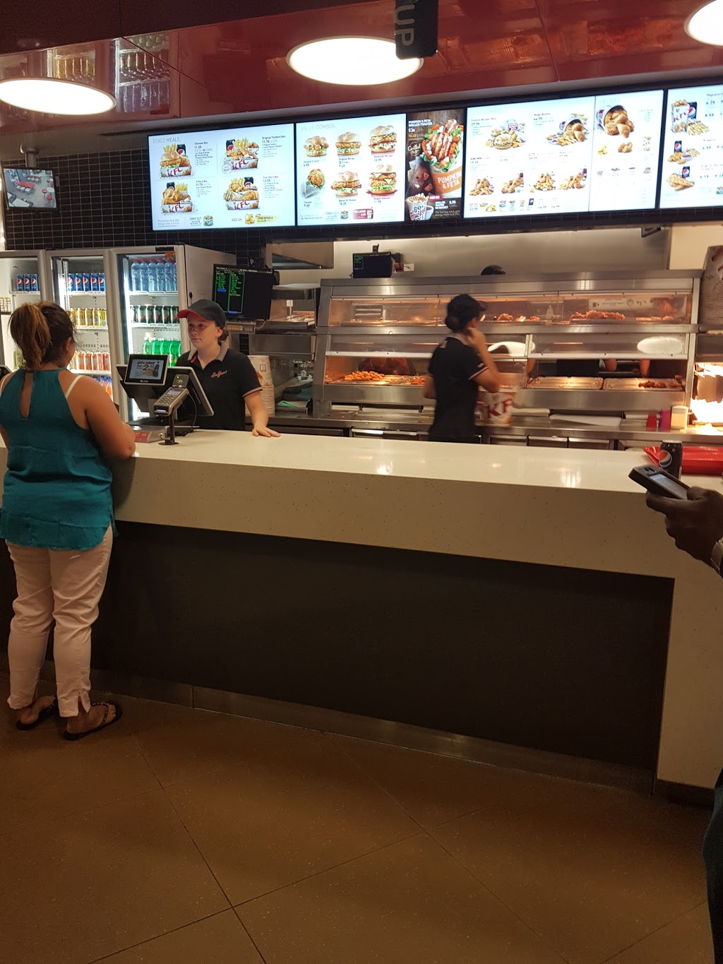 KFC Rockhampton South | meal takeaway | 91-101 George St, Rockhampton QLD 4700, Australia | 0749278711 OR +61 7 4927 8711