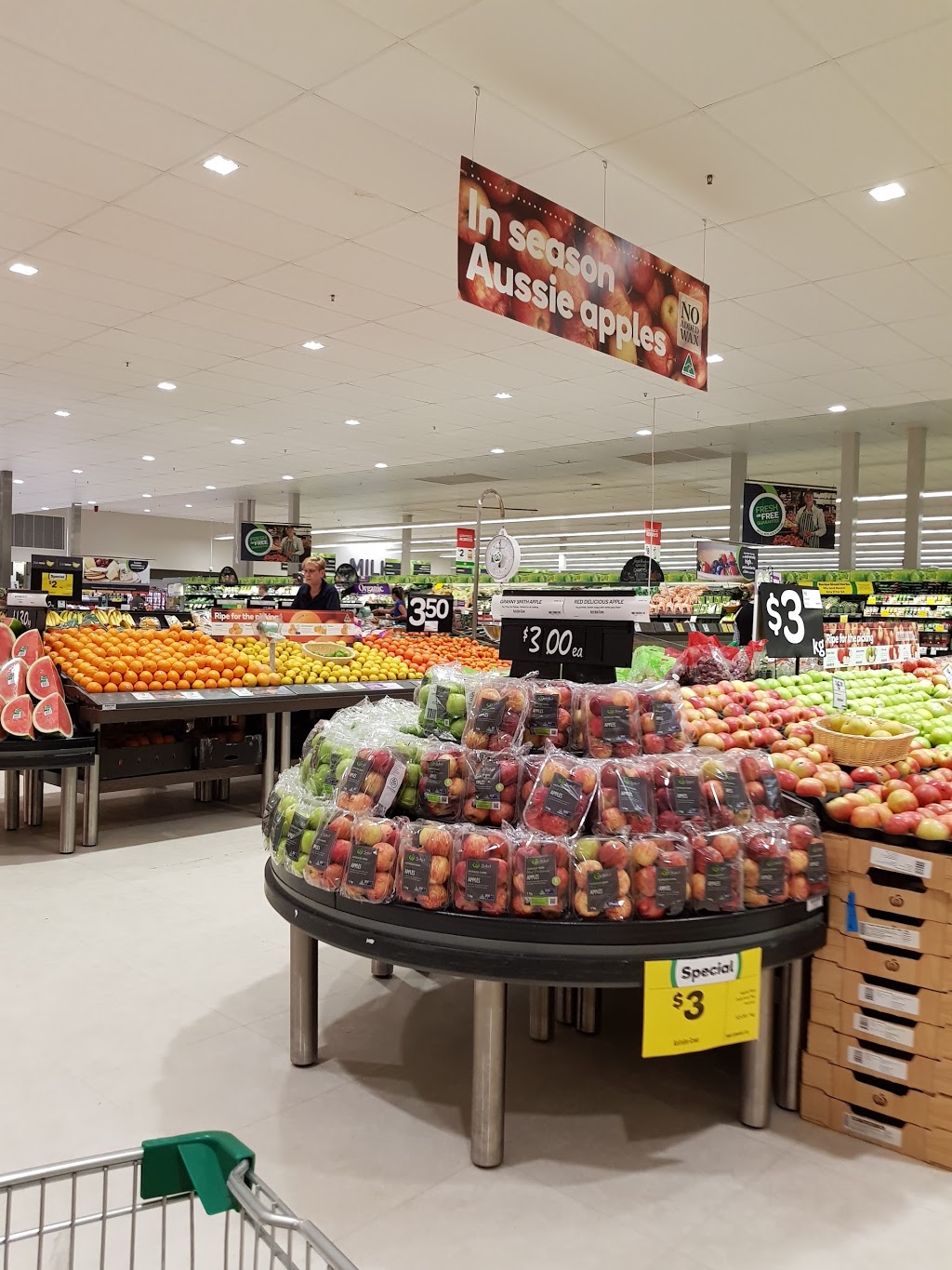 Woolworths Warner | supermarket | 353 Samsonvale Rd, Warner QLD 4500, Australia | 0734912220 OR +61 7 3491 2220