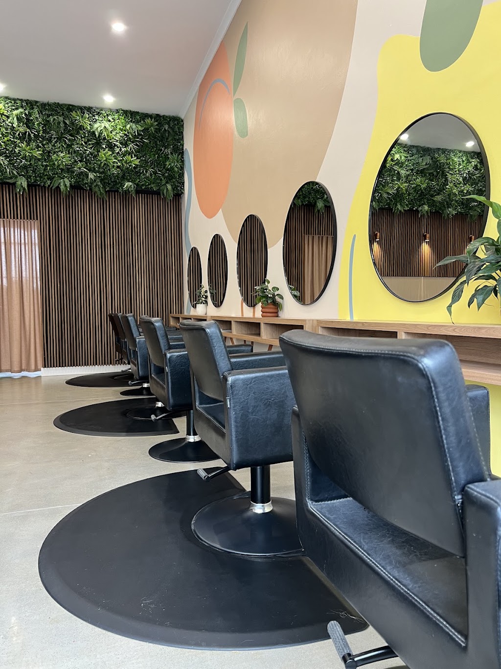Queens Domain | 592 Park Rd, Park Orchards VIC 3114, Australia | Phone: 0480 462 530