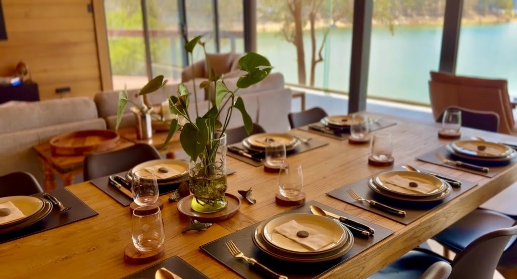 ODeer On the Point Accommodation | 20 Andrew Ct, Taylor Bay VIC 3713, Australia | Phone: 0407 812 536