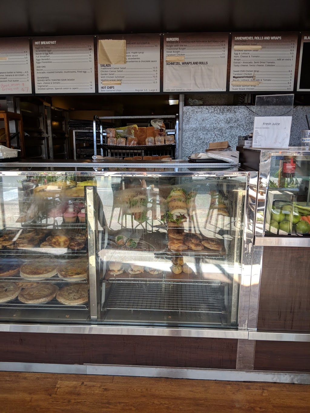 Pottsville Bakehouse | bakery | 1/10 Coronation Ave, Pottsville NSW 2489, Australia | 0266764544 OR +61 2 6676 4544