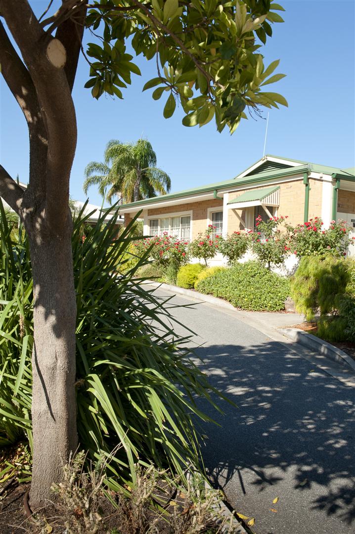 Eldercare Cottage Grove | health | 150 Reynell Rd, Woodcroft SA 5162, Australia | 0883226322 OR +61 8 8322 6322