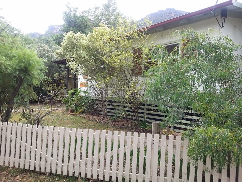 What A View Cottage | lodging | 6 Charles St, Halls Gap VIC 3381, Australia