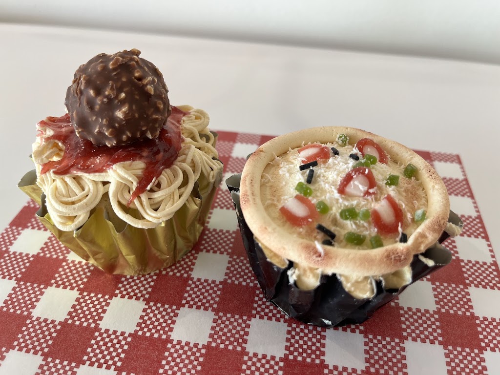 Cakes on Collins Lane | 137 Edward Wollstonecraft Ln, Coolangatta NSW 2535, Australia | Phone: 0438 397 948