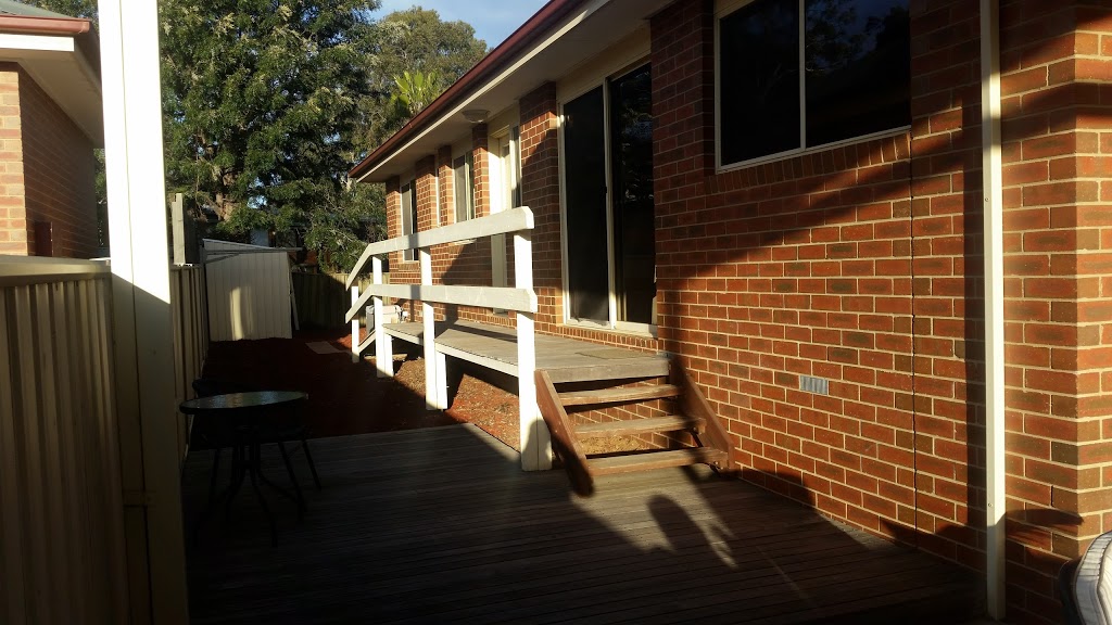 Latill Townhouse | lodging | 118 Pakenham St, Echuca VIC 3564, Australia | 0411178655 OR +61 411 178 655