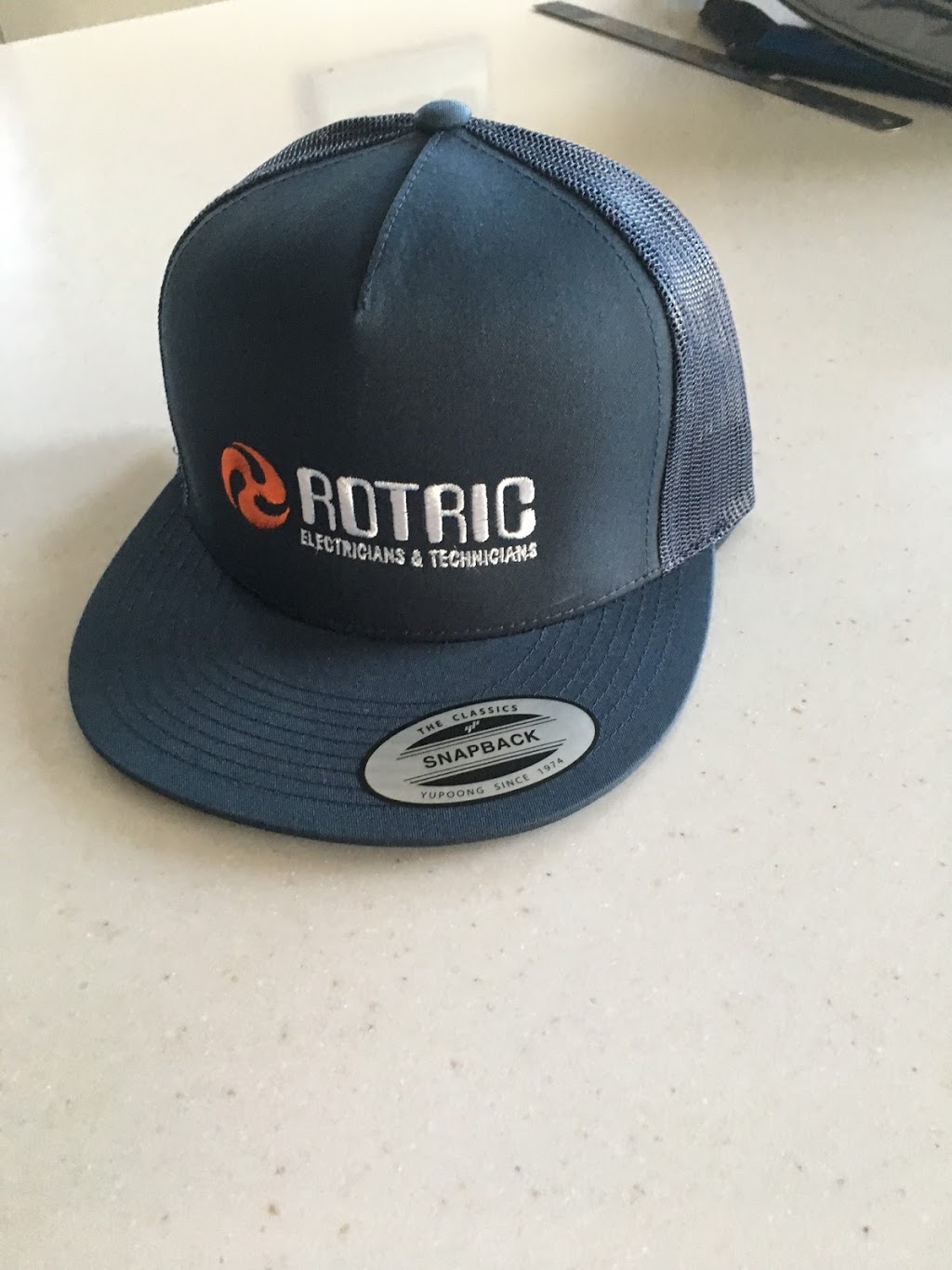 Hatsonline | clothing store | Unit 4C/333 Queensport Rd N, Murarrie QLD 4172, Australia | 1300428766 OR +61 1300 428 766