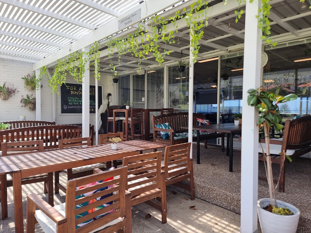 Diamond Bay Bowling Club | 709 Old South Head Rd, Vaucluse NSW 2030, Australia | Phone: (02) 9337 4060