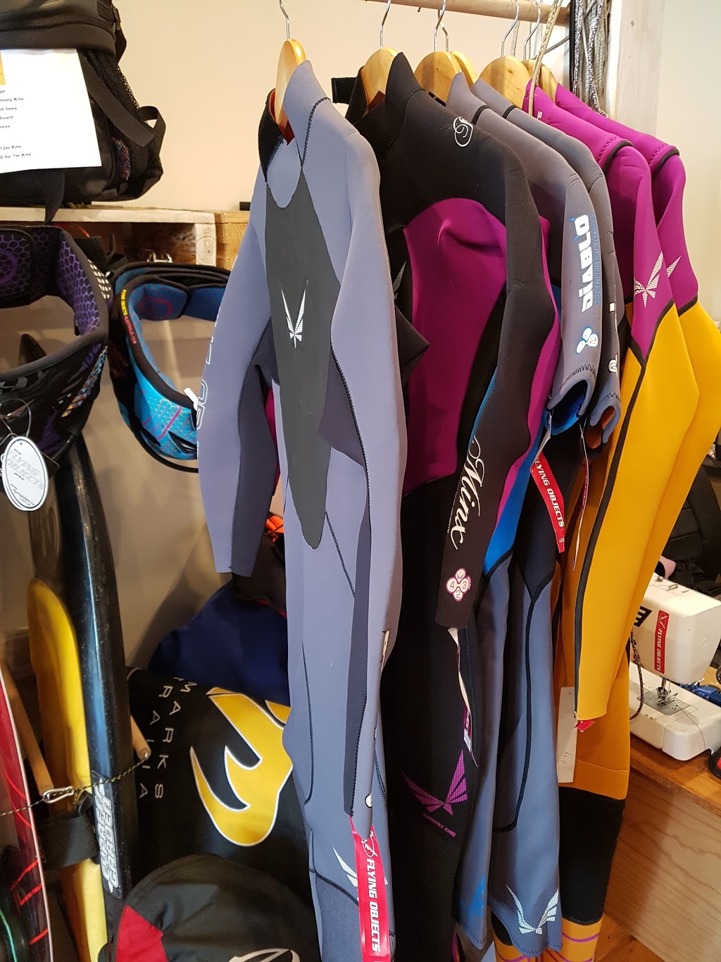 Unhooked Watersports | clothing store | 24/249 Shellharbour Rd, Port Kembla NSW 2505, Australia | 0433161110 OR +61 433 161 110