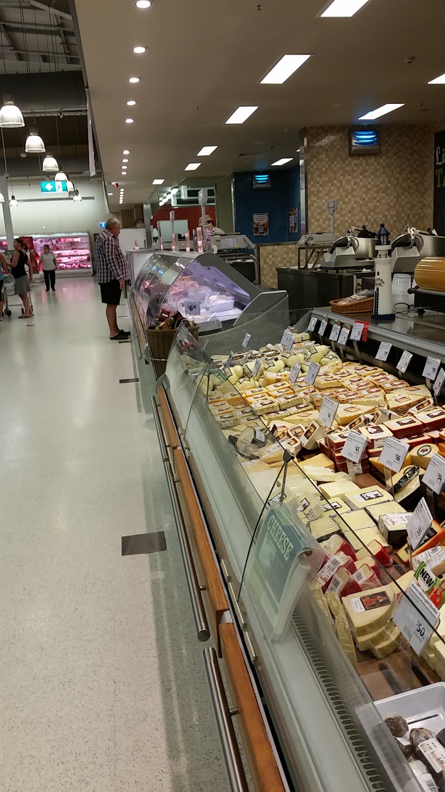 Coles Deeragun | Woodlands Village Shopping Centre, Bruce Hwy, Deeragun QLD 4818, Australia | Phone: (07) 4751 7400