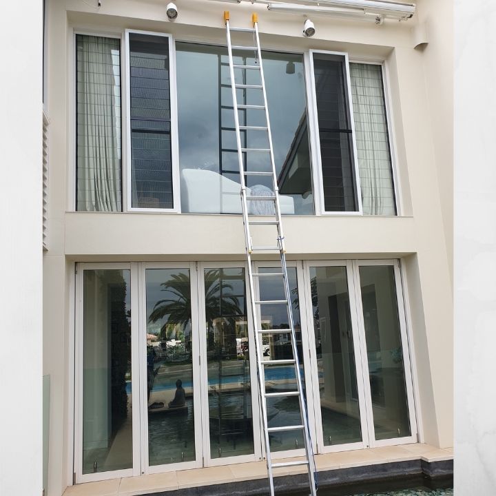 Window Cleaning Tweed | Unit 17/16 Blue Jay Cct, Kingscliff NSW 2487, Australia | Phone: 0402 329 106