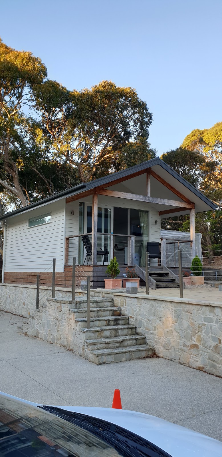 Chianti Cottages | lodging | 147 Ocean Blvd, Jan Juc VIC 3228, Australia | 0431283080 OR +61 431 283 080