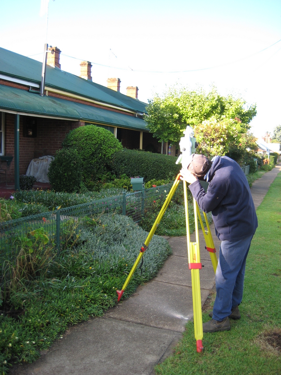 Compass Consulting Surveyors (Dubbo) | Unit 4/2 Blueridge Dr, Dubbo NSW 2830, Australia | Phone: (02) 6884 1008